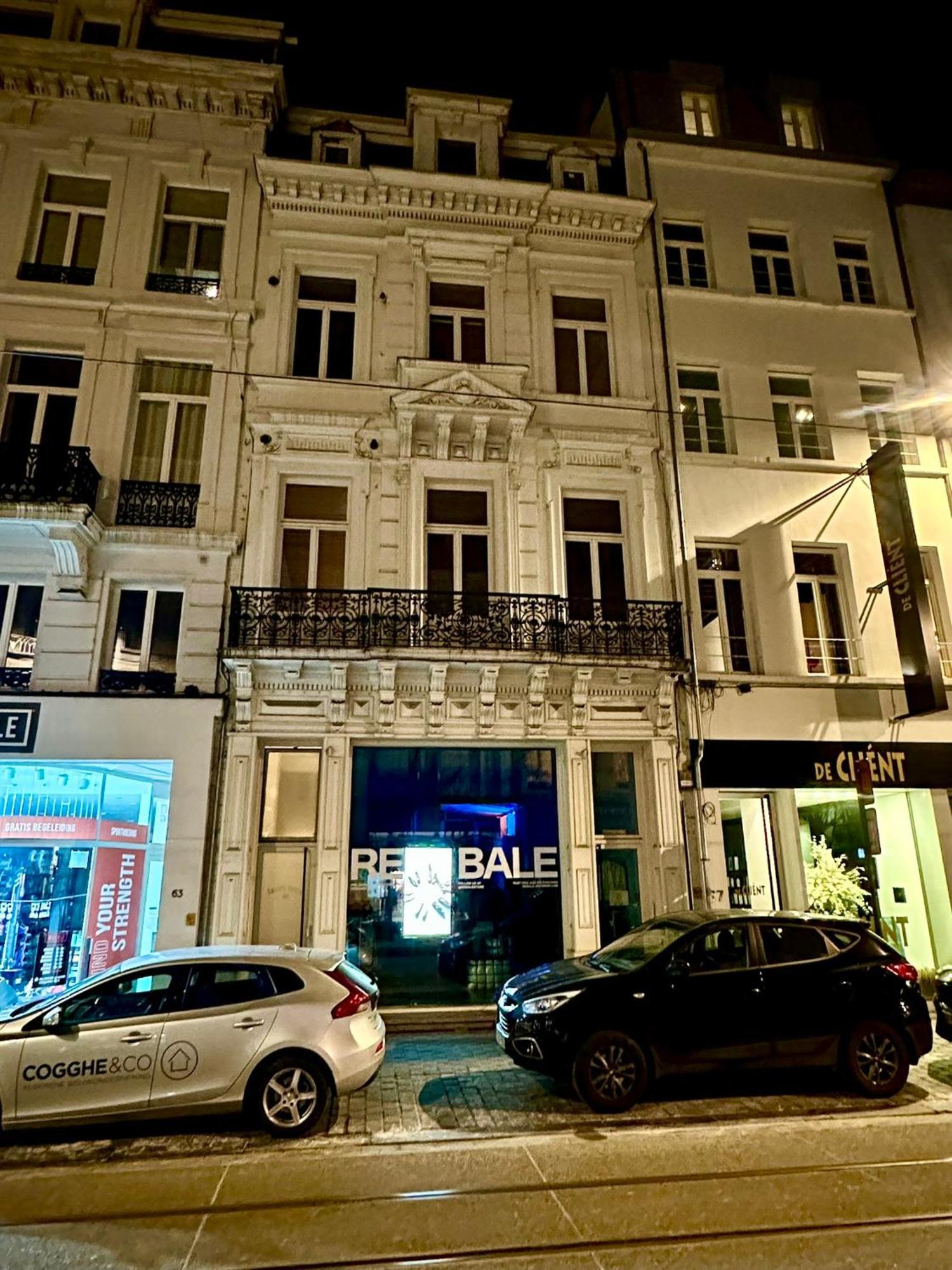 Luxury Suites Stay By Rikas Hotels أنتويرب المظهر الخارجي الصورة